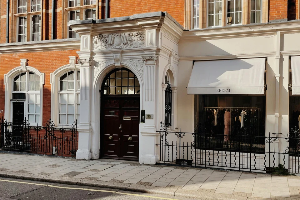 Luxury personal styling in Mayfair with Bond Street and Mount Street boutiques